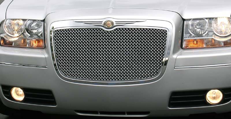 T-Rex Polished Hybrid Style Mesh Grille 05-10 Chrysler 300 - Click Image to Close